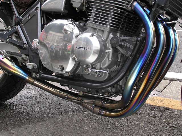 Zephyer1100用オリジナルセンター廻しチタンマフラー[モデルチェンジ中